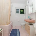 Kata Διαμέρισμα *